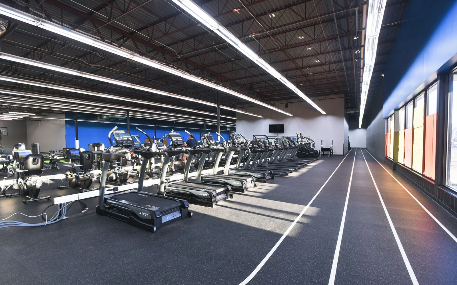 Exercise Machines at Live Fit Sport & Wellness center